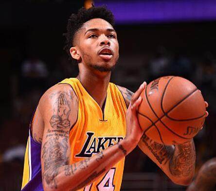 这场比赛中 这场比赛中