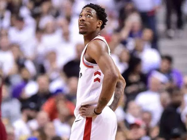 大的荣誉与 大的荣誉与