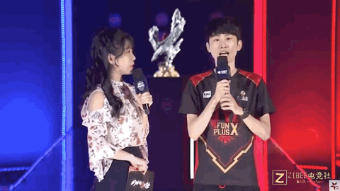 使面临高额 使面临高额