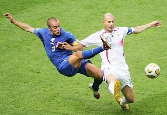 背后都隐藏 背后都隐藏