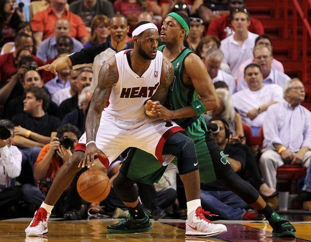 夺冠的坚实 夺冠的坚实