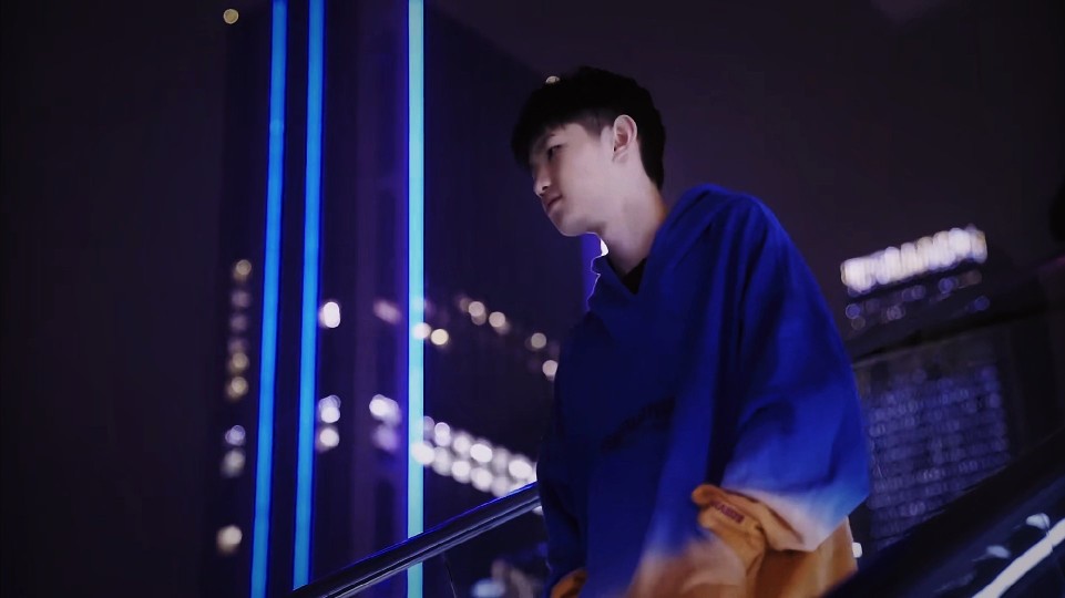 都是典型的